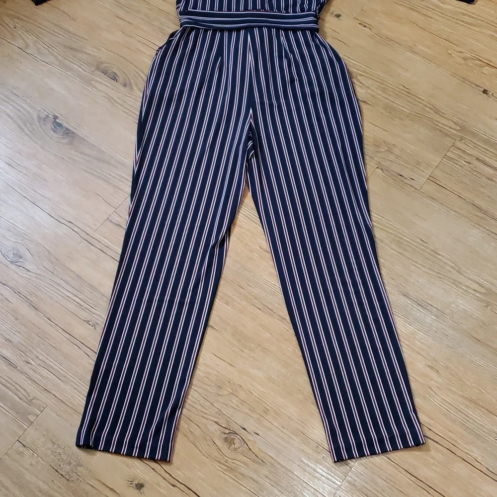♦️♦️ SOLD ♦️♦️Express Jumpsuit - Picture 10 of 13